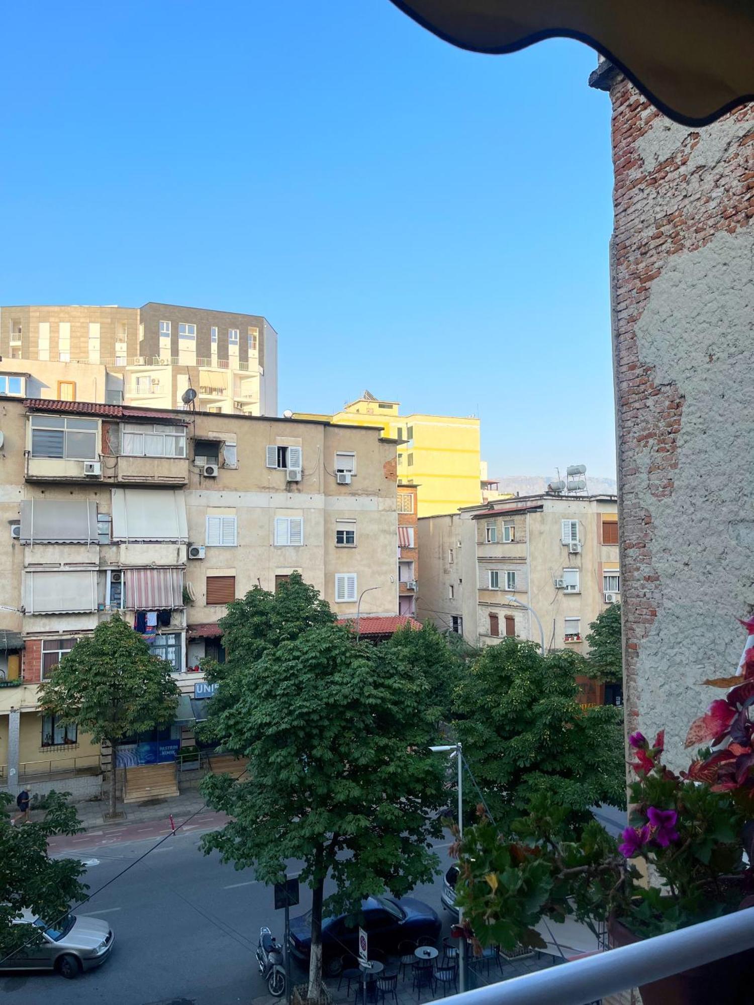 Vibrant & Central Tirana Oasis Экстерьер фото